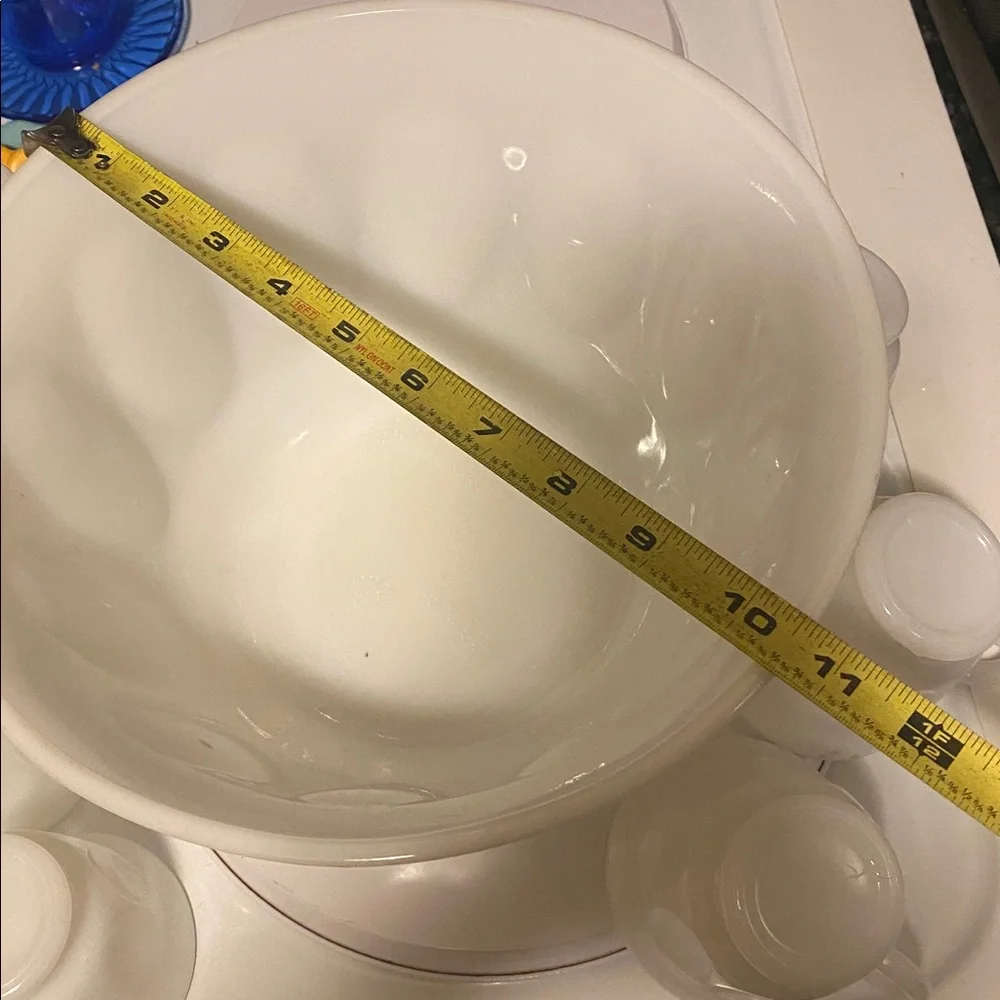 Hazel Atlas Vintage 1958 Milk Glass Thump Print 10 Cup Punch Bowl Set - Picture 5 of 6